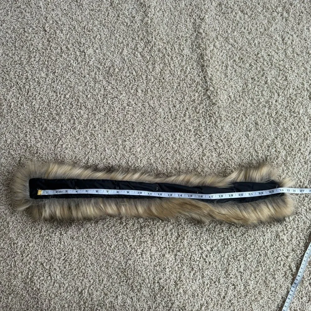 Faux Fur Removable Detached for Ski Suits and Jackets Hood New Conditon